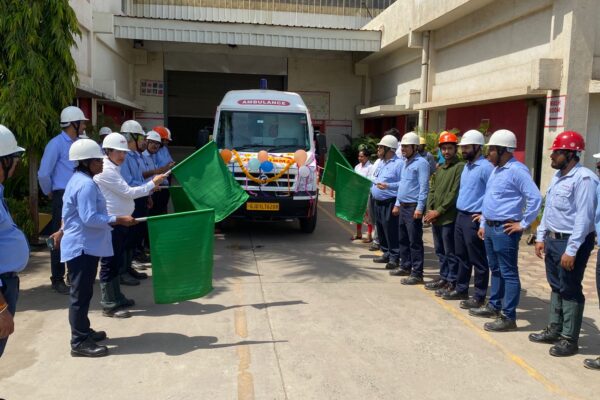 AM/NS India Strengthens Community Healthcare with Mobile Medical Unit in Gandhidham